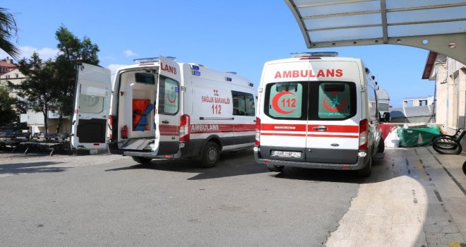 Zonguldakta Boğulma Tehlikesi Geçiren Genç Kurtarıldı