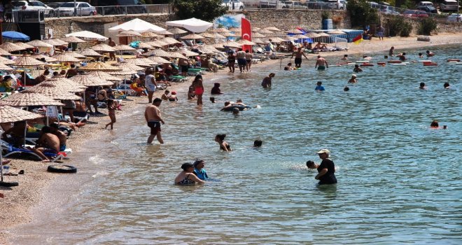 Bodruma 330 Bin Araç, 264 Özel Jet Ve 1955 Uçakla Geldiler