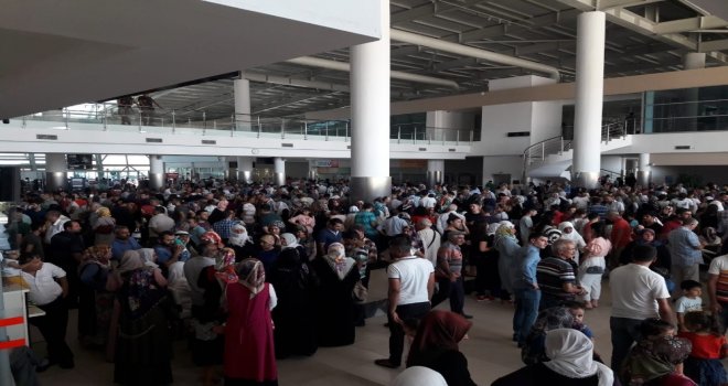 Hacı Adayları Kutsal Topraklara Uğurlandı