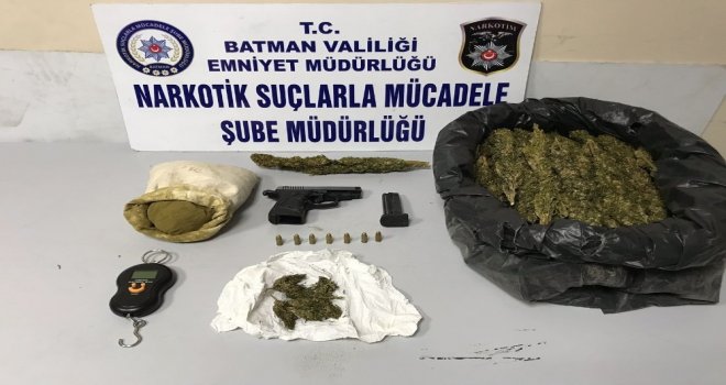 Batmanda 2 Kilo 800 Gram Esrar Ele Geçirildi