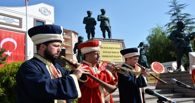 Bozüyük Belediyesinden Kurtuluş Günü İçin Büyük Organizasyon
