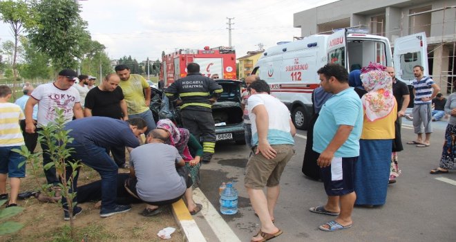 Feci Kazada Ağır Yaralanan Sürücü Hayatını Kaybetti