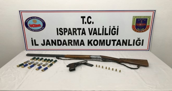 Ispartada ‘Narkotik Ağırlıklı Huzur Güven Uygulaması Yapıldı