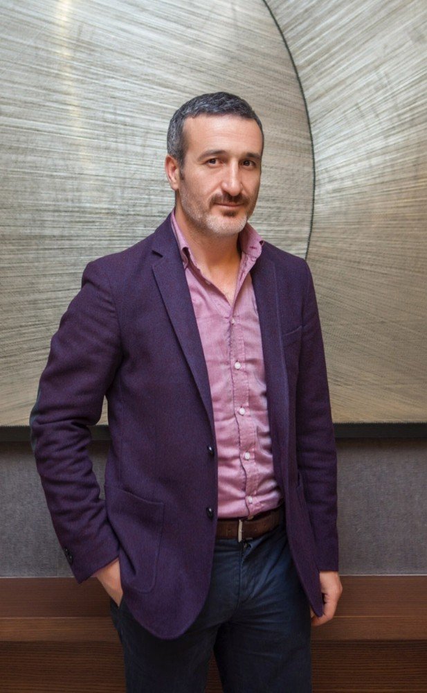 Enis Timuçin: “İnsanlık Artık Birleşmeli”
