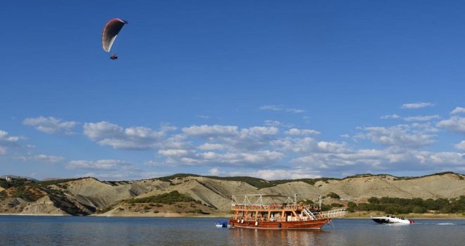 Terörden Temizlenen Tuncelide Yamaç Paraşütü Heyecanı