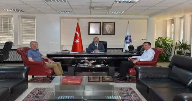 Hasan Ali Çelikten Rektör Savaşana Ziyaret