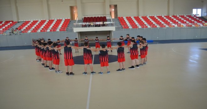Turgutluda Spor Akademisi Faaliyetlerine Başladı