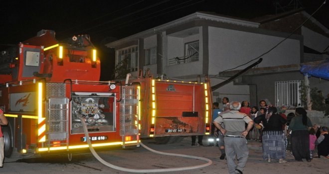 Odunluk Yangını Paniğe Neden Oldu