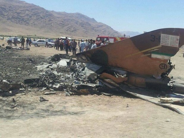 İranda F-5 Tipi Uçak Düştü: 1 Ölü