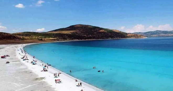 Turizmcilerin Rotası, Türkiyenin Maldivleri Salda Gölüne Döndü