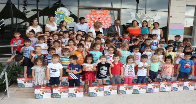Minik Yürekler, Zafer Bayramını Coşkuyla Kutladı