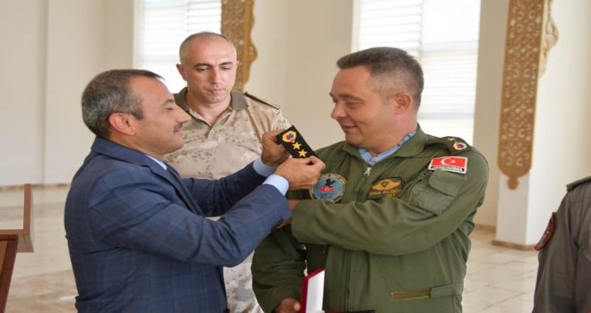 Tuncelide 56 Jandarma Personeli Yeni Rütbesini Törenle Taktı