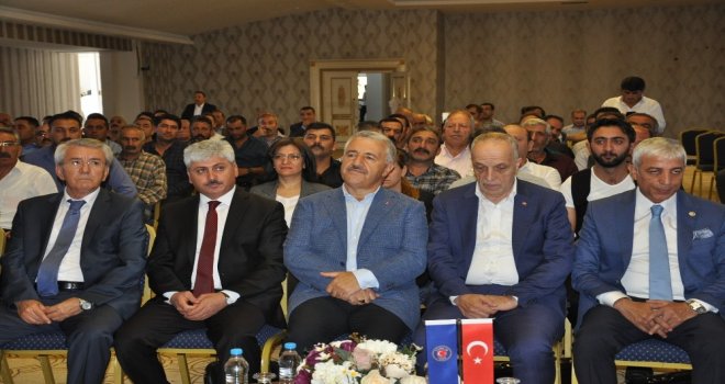 Karsta ‘Çalışma Hayatındaki Güncel Gelişmeler Eğitim Semineri Düzenlendi