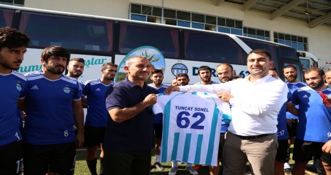Vali Sonel, Dersim62Spora Otobüs Hediye Etti