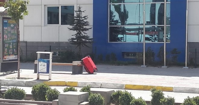 Vanda Şüpheli Bavul Alarmı
