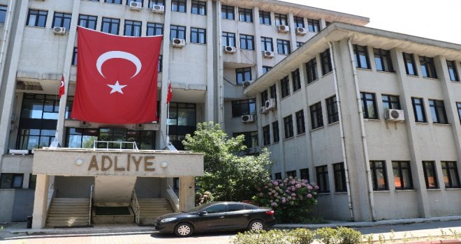 Küçük Kızın Polis Zoruyla Götürülmesine Başsavcılıktan Soruşturma