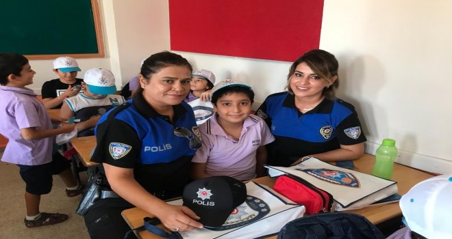Şehit Babasını Asker Selamıyla Uğurlamıştı, Şimdi 4. Sınıfta