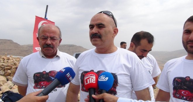 Mardinde 15 Temmuz Şehitlerini Paraşütle Atlayarak Andılar