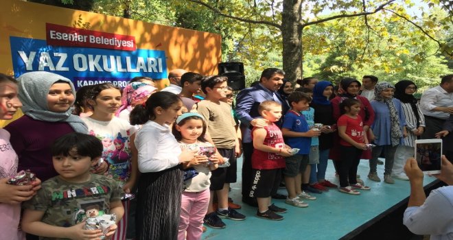 Esenlerde 7 Bin Çocukla Yaz Okullarına Renkli Kapanış