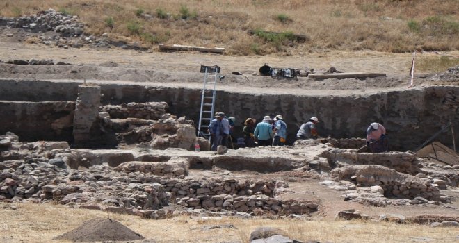 Kültepede 70İnci Yıl Kazıları Başladı