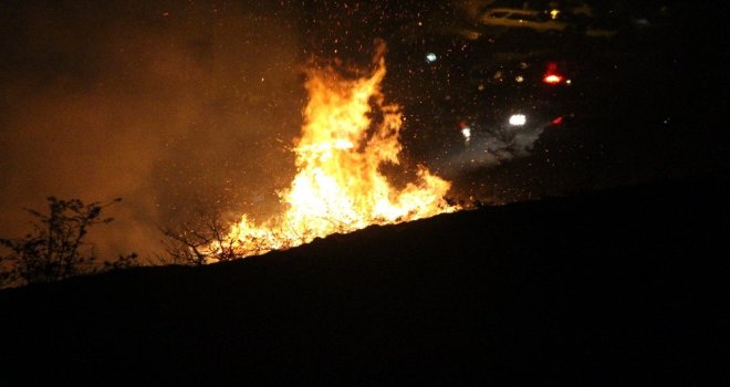 Trabzonda Örtü Yangını: 4 Saatte Söndürüldü