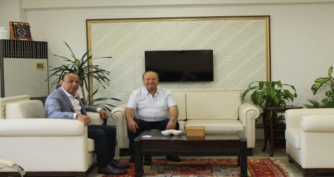 Başkan Özakcandan Kaymakam Sevgiliye Veda Ziyareti