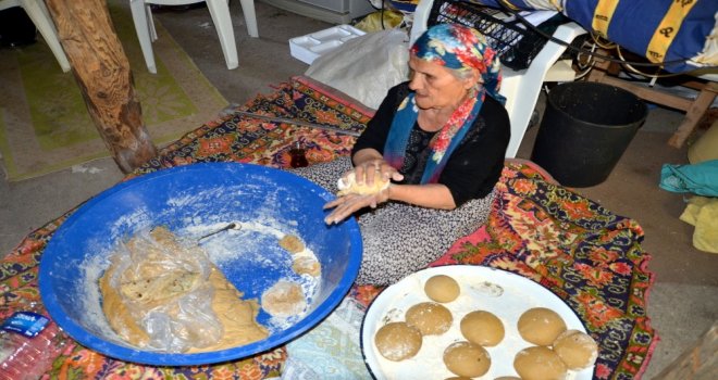 Aksekili Kadınların İmece Usulü ‘Kış Mesaisi