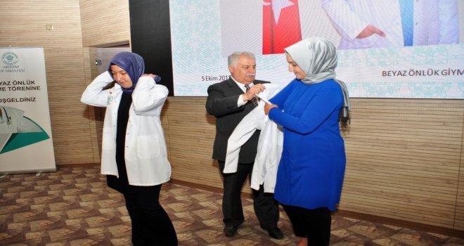 Neü Ve Asü Tıp Öğrencileri Beyaz Önlüklerini Giydi