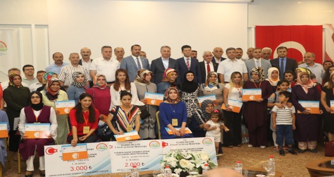 Elazığda Girişimcilik Kursu Alan Kadınlara Sertifika Verildi