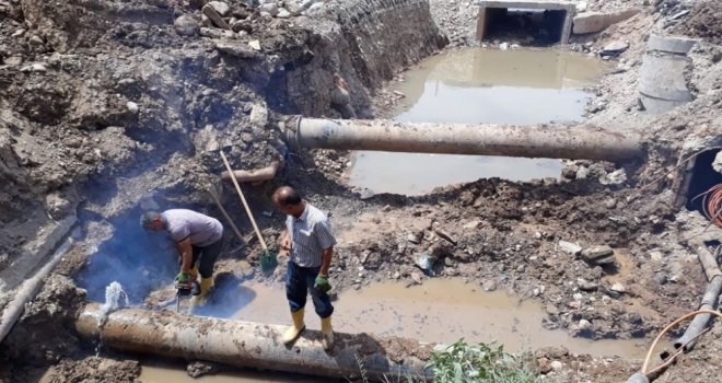 Silopide Su Arıza İşleri Devam Ediyor