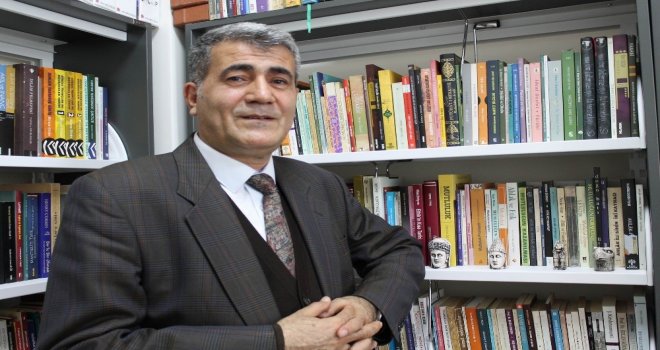 Doç Dr. Özgen: Sokağın Özgürlüğe Bakışı; Her İstediğimi Yaparım