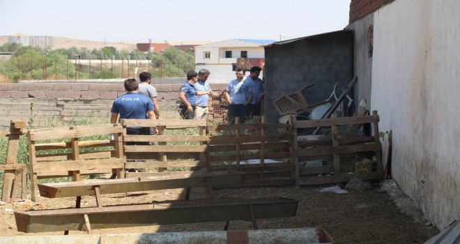 Diyarbakırda 15 Yaşındaki Genç, Babasının Silahıyla Kazara Kendini Vurdu