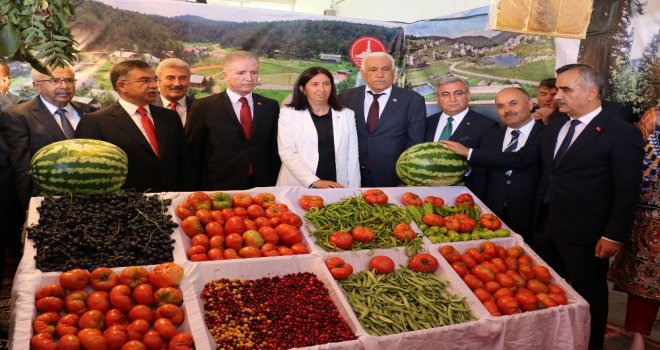Sivasta Tarım Ve Hayvancılık Fuarı Açıldı