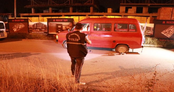 Suç Makinesi Hırsızlar Ateş Açılarak Durduruldu