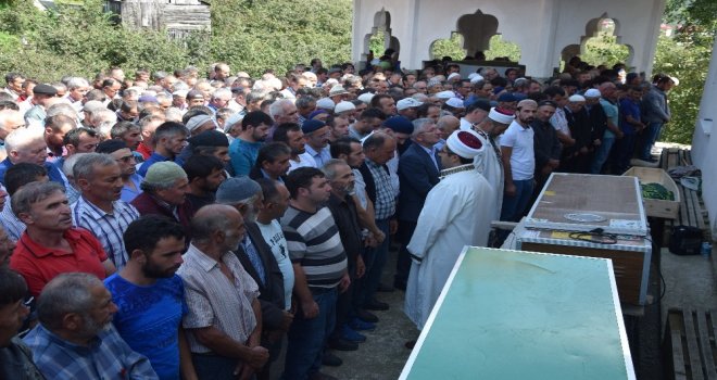 Giresundaki Kazada Hayatını Kaybedenler Toprağa Verildi