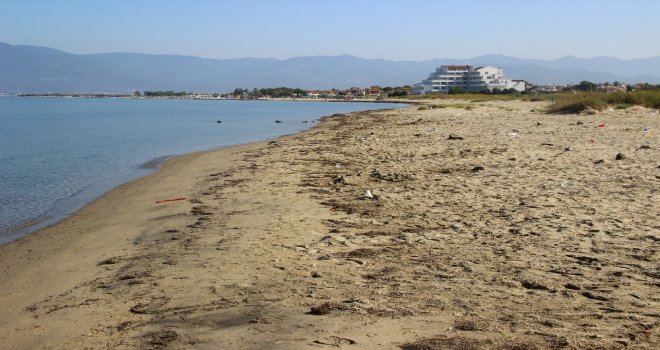Tatillciler Gitti, Sahiller Boşaldı