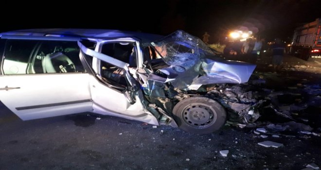 Denizlide Trafik Kazası: 1 Ölü, 2 Yaralı