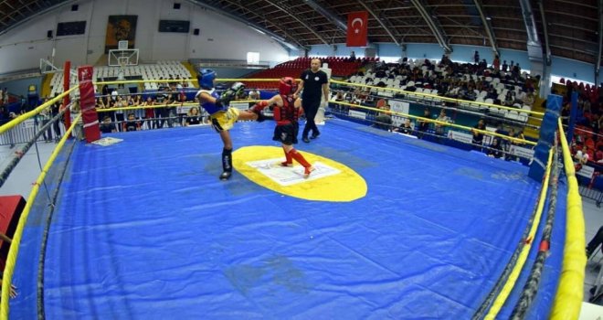 Manisada Zafer Kupası Sahiplerini Buldu