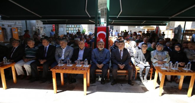 Şehitlerin Kıyafetleri Kayseride Sergilendi