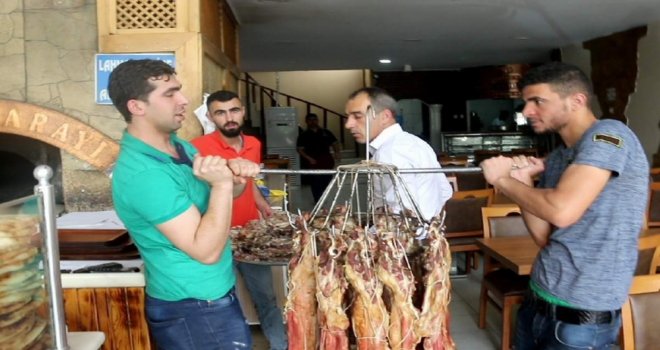 Siirt Büryanı Yaz Aylarında Da Rağbet Görüyor