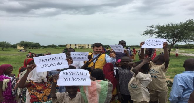 Reyhanlı İyilik Der Afrikada Kurban Dağıttı