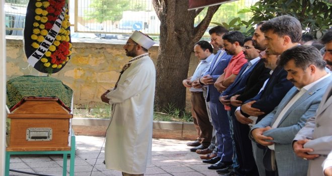 Seyitgazi Belediyesi Basın Sorumlusu Şahinin Babası Son Yolculuğuna Uğurlandı