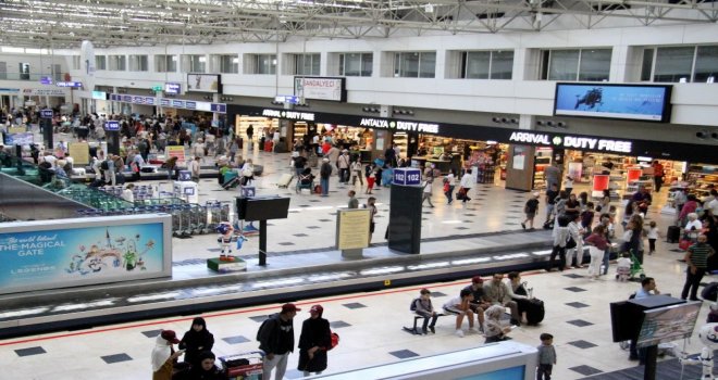 Antalyada Gurbetçi Turistler De Rekor Kırdı