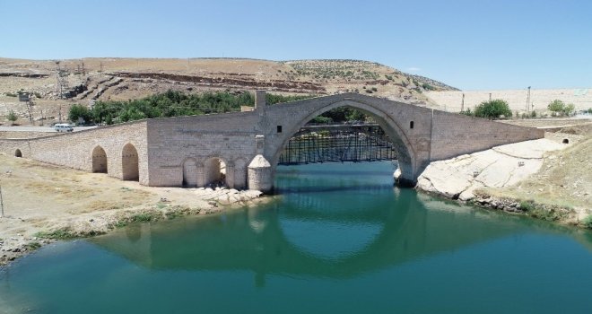 Tarihin Eskitemediği Köprü: Malabadi