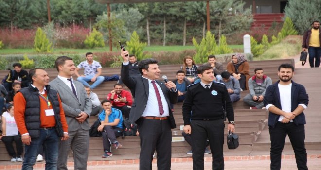 Üniversite De 10Uncu Cumhuriyet Koşusu Yapıldı