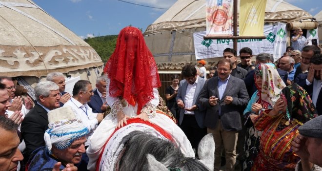 Türk Dünyası Kocayaylada Buluştu