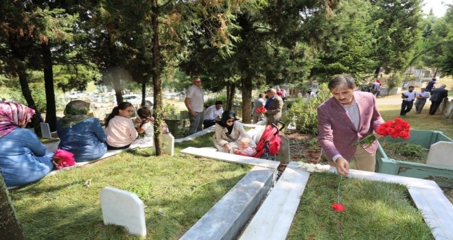 Deprem Şehitleri Serdivanda Anılacak