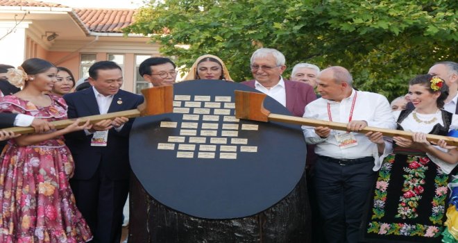 Büyükçekmece Festivali Muhteşem Görsel Şölenle Başladı