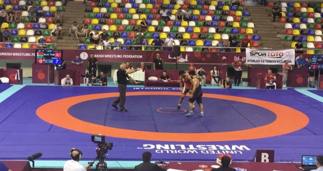 Kayseri Şekersporlu İki Milli Güreşçi Uluslararası Turnuvadan Altın Madalya İle Döndü