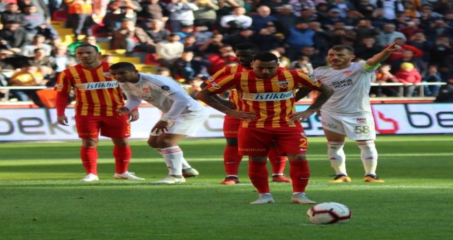Chery, Dg Sivassporlu Ziyayı Ters Köşeye Yatırdı